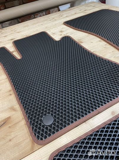 Автоковрики EVA для Mercedes E класса 2002-2009