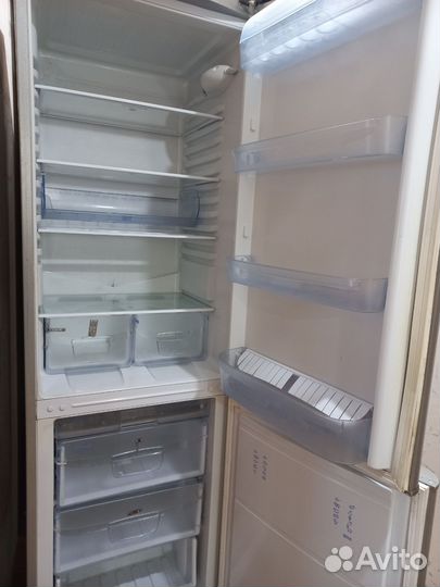 Холодильник indesit