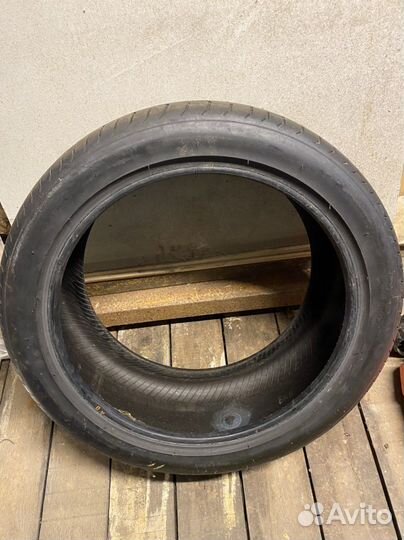 Pirelli P Zero 265/40 R20