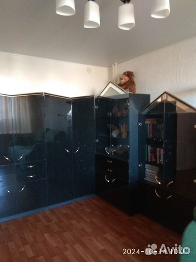 Продам стенку бу