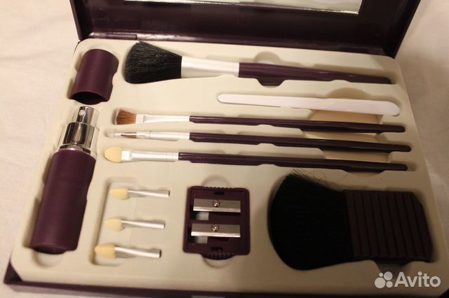 Продам косметический набор для макияжа