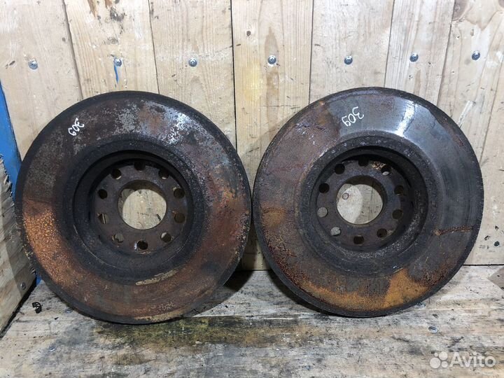 Комплект передних тормозных дисков Audi A4 312 мм