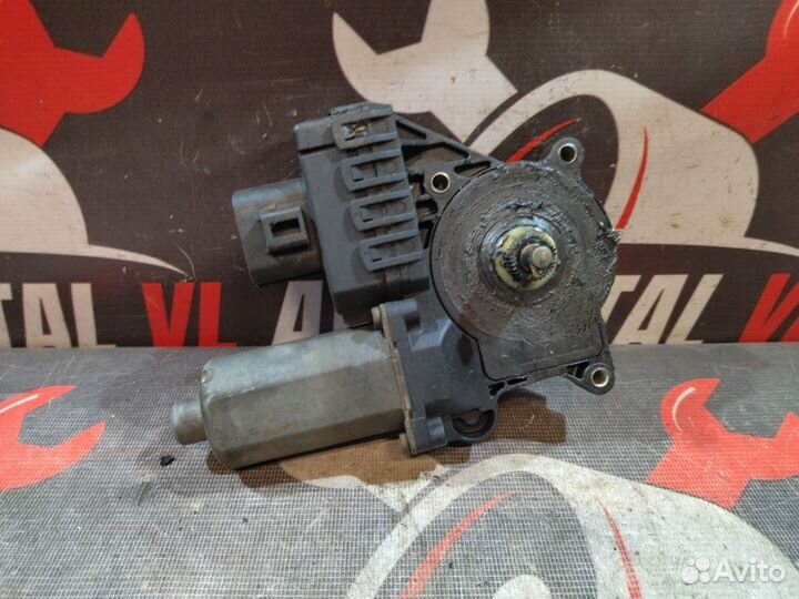 Моторчик стеклоподъемника Ford Mondeo 3