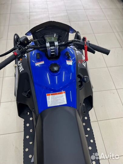 Снегоход alpine 200