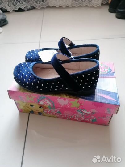 Туфли для девочки 26 размер новые