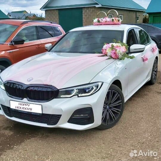 Украшение на свадебное авто