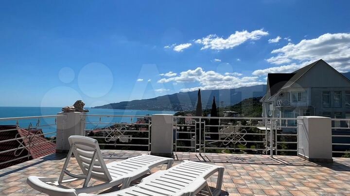 Дом 305 м² на участке 7 сот.