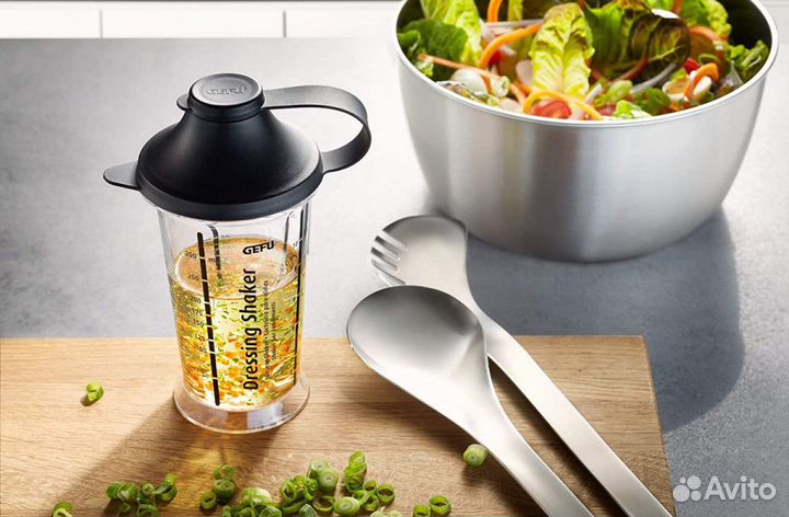 Шейкер для салатных заправок 300 мл
