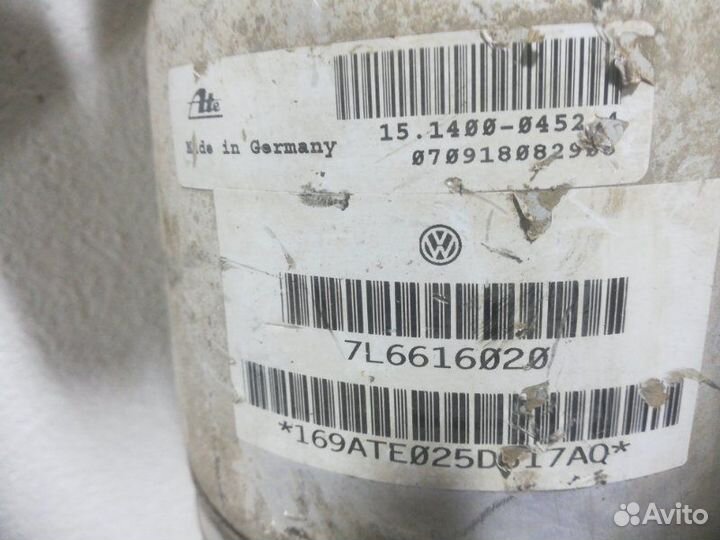 Амортизатор задний задний правый Volkswagen