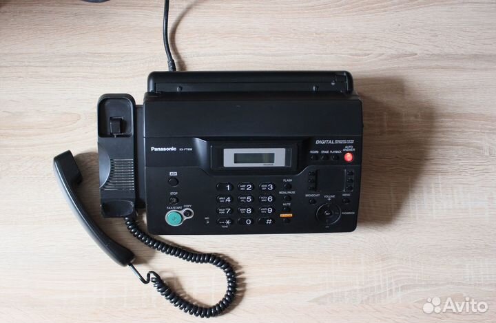 Телефон-факс Panasonic KX-FT982RU