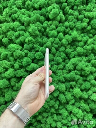 iPhone 11, 256 ГБ