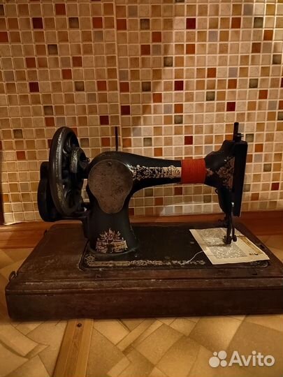 Швейная машина зингер ручная