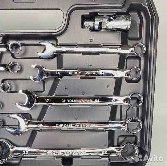 Набор инструментов для автомобиля 82 предмета