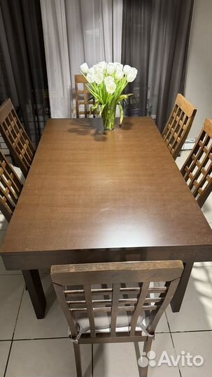 Стол и 6 стульев из натурального дерева