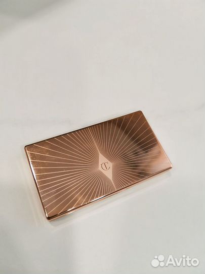 Хайлайтер Charlottе Tillbury