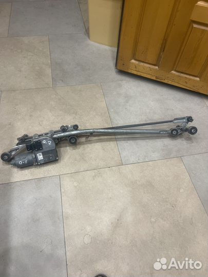 Моторчик дворников audi Q7 4L трапеция дворников