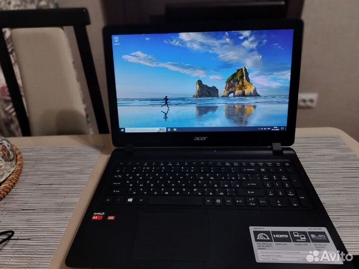 Продаю ноутбук Aspire ES1-523-47R2