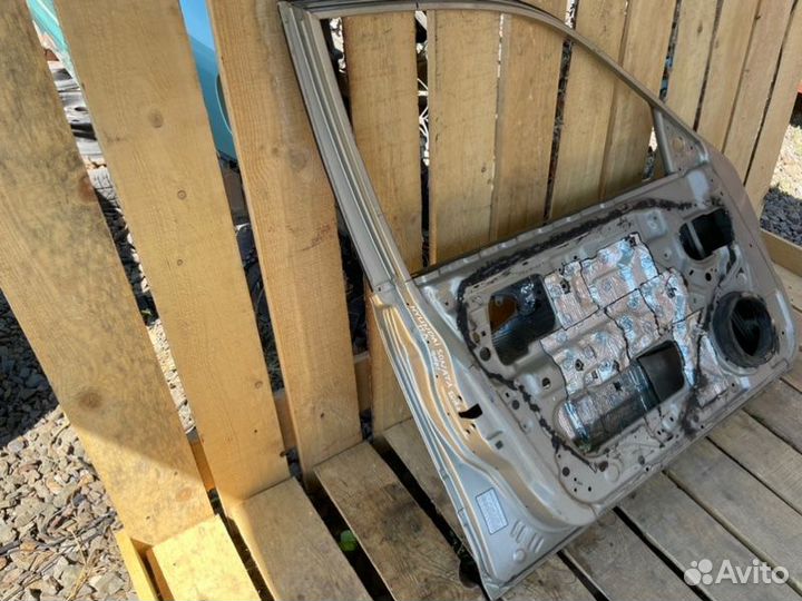 Дверь передняя левая Hyundai Sonata 4