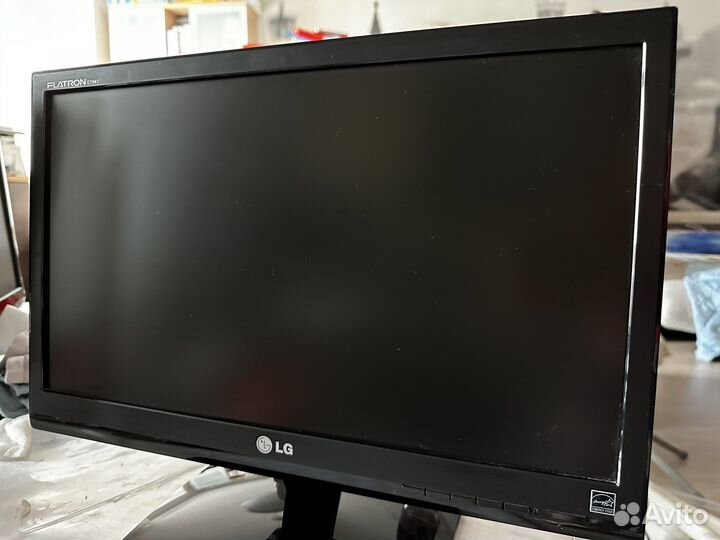 Монитор LG Flatron e1941