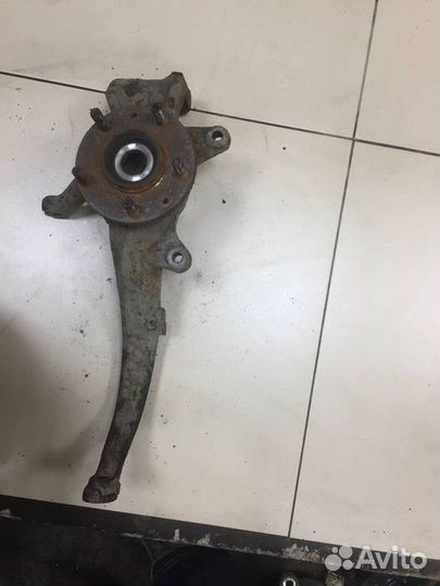 Кулак поворотный передний правый Mazda 6