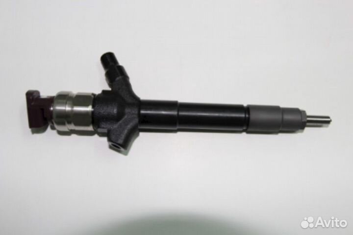 Форсунка для Mitsubishi L200 4D56 1465A257 Новая