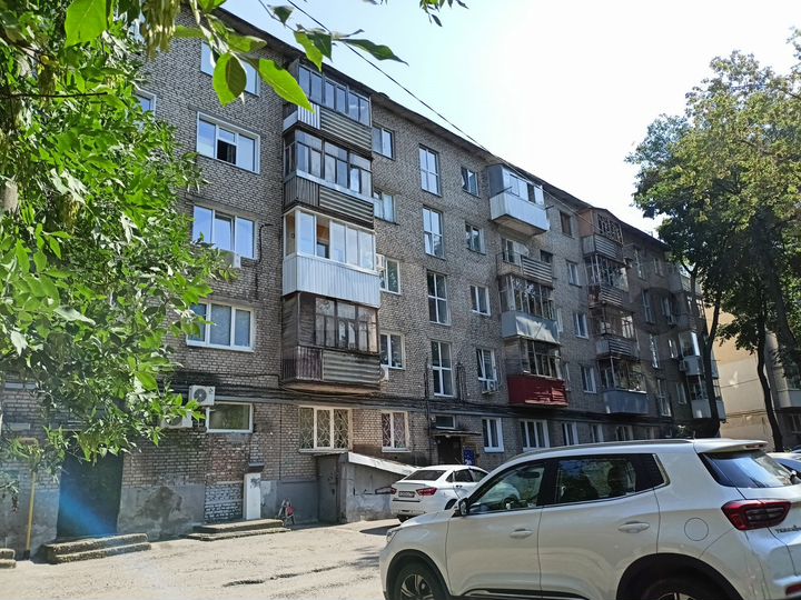 2-к. квартира, 43 м², 5/5 эт.