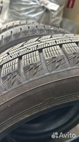 Yokohama Ice Guard IG60 215/50 R18 92Q