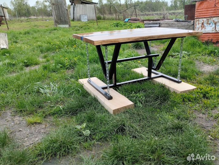 Столик журналный