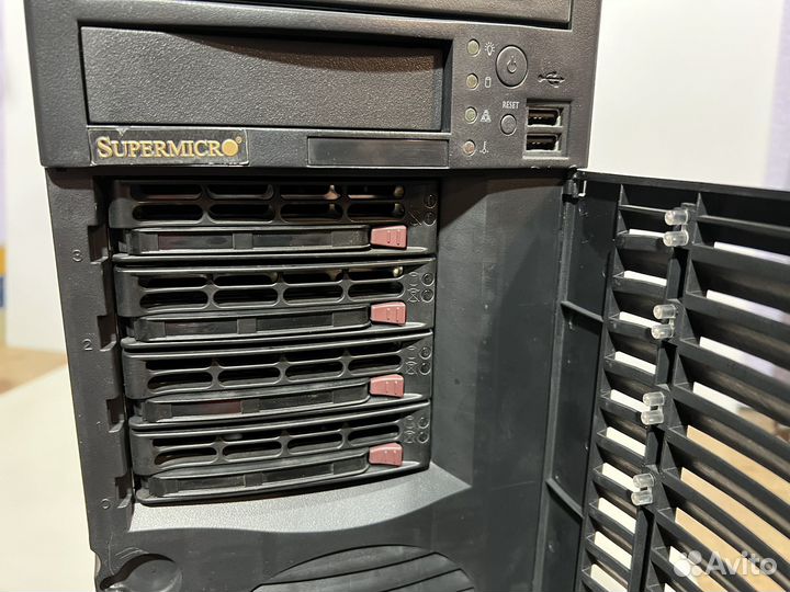 Сервер Supermicro 1xCPU 3.6 ггц RAM 32Гб