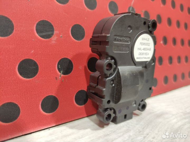 Моторчик заслонки печки Bmw 5 G30 B48B20A 2018