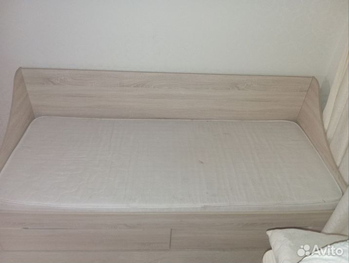 Отдам бесплатно Детская кровать