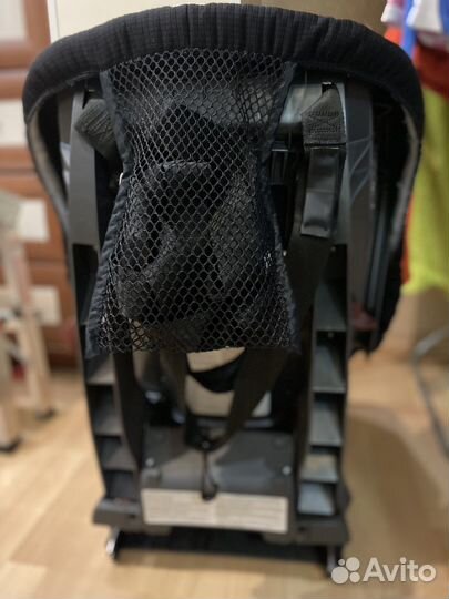 Детское автокресло Mercedes Benz 9 мес - 4 лет