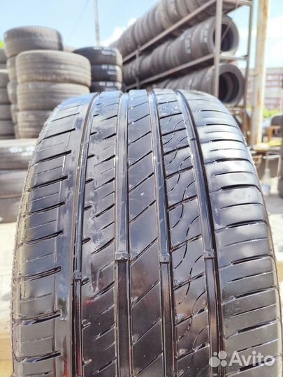 Grenlander L-Zeal56 275/35 R20 102W