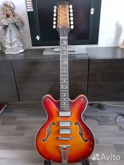 12 струнная электрогитара