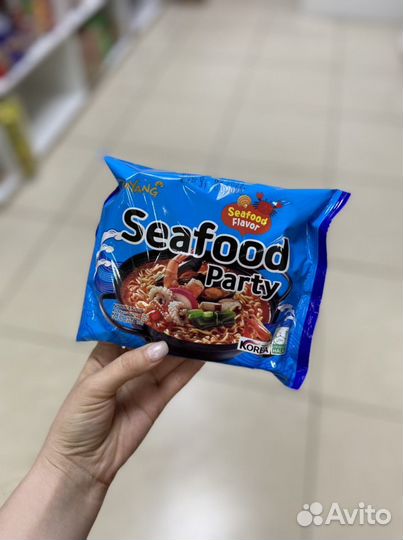 Корейская лапша со вкусом морепродуктов острая