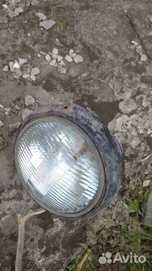 Автомобильная фара