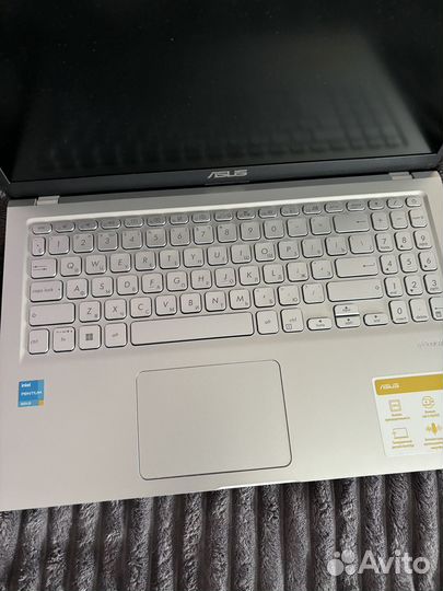 Ноутбук Asus