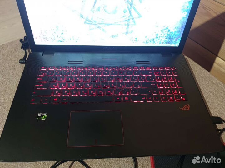Игровой ноутбук Asus ROG gl752v