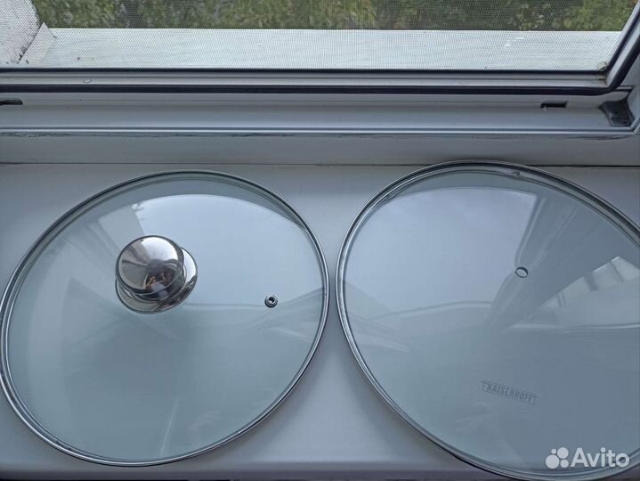 Крышки стеклянные 26 и 27,5 см