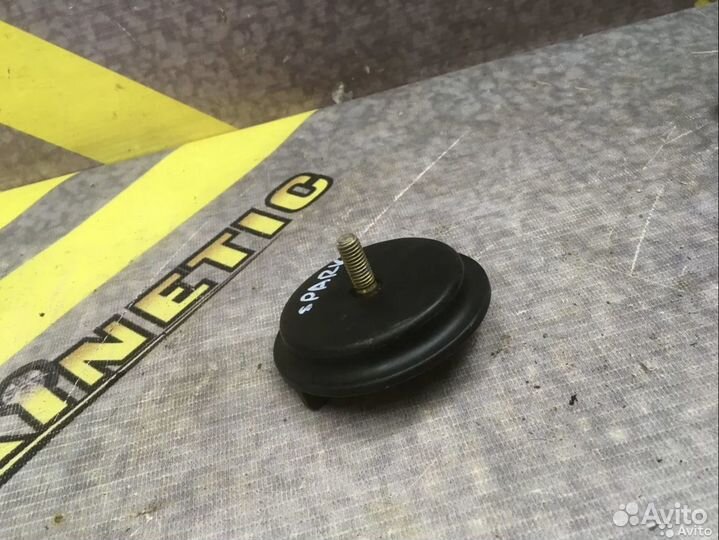 Фиксатор Болт крепления запасного колеса Спарк