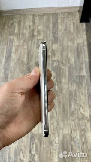 iPhone Xs, 256 ГБ