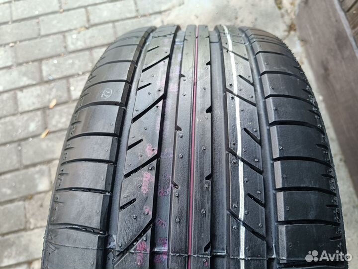 Bridgestone Potenza RE040 255/40 R19 100Y