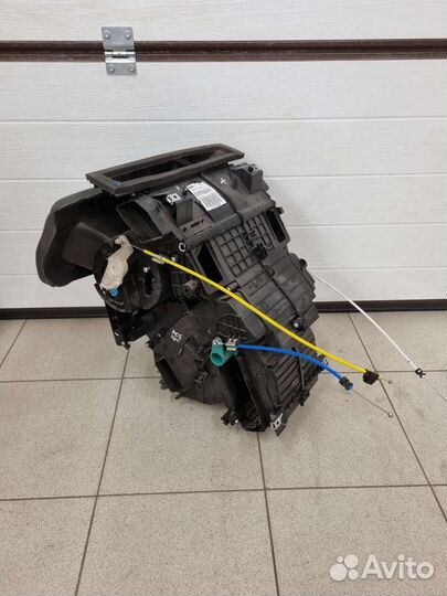 Корпус печки Рено Сандеро, Рено Логан