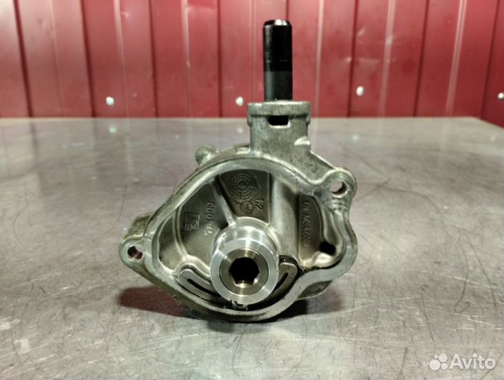 Насос вакуумный Mercedes C-Class W205 OM651 2.2