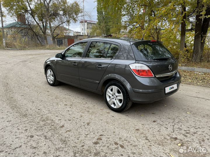 Opel Astra 1.6 МТ, 2009, 206 500 км