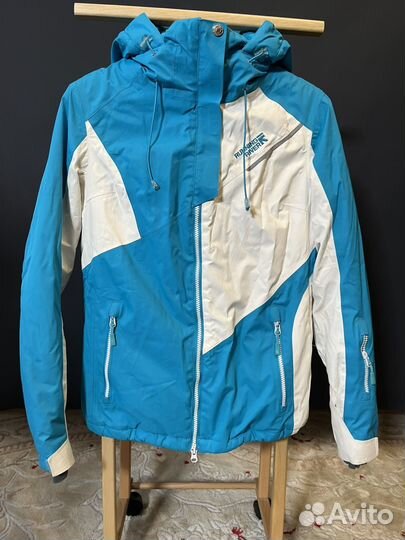 Куртка горнолыжна