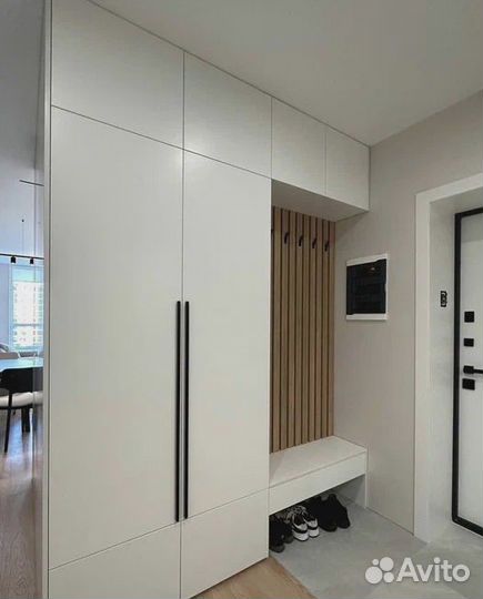 Шкаф распашной на заказ