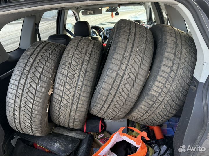 Continental WinterContact TS 850 P SUV 215/55 R17 94H