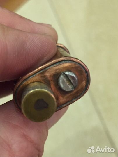 Зажигалка бензиновая