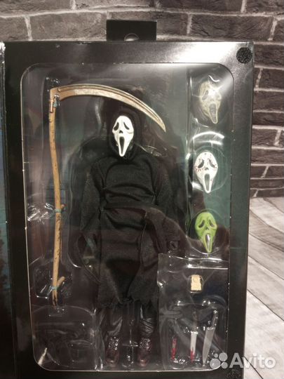 Фигурки Крик — Neca Scream Ghostface Ultimate